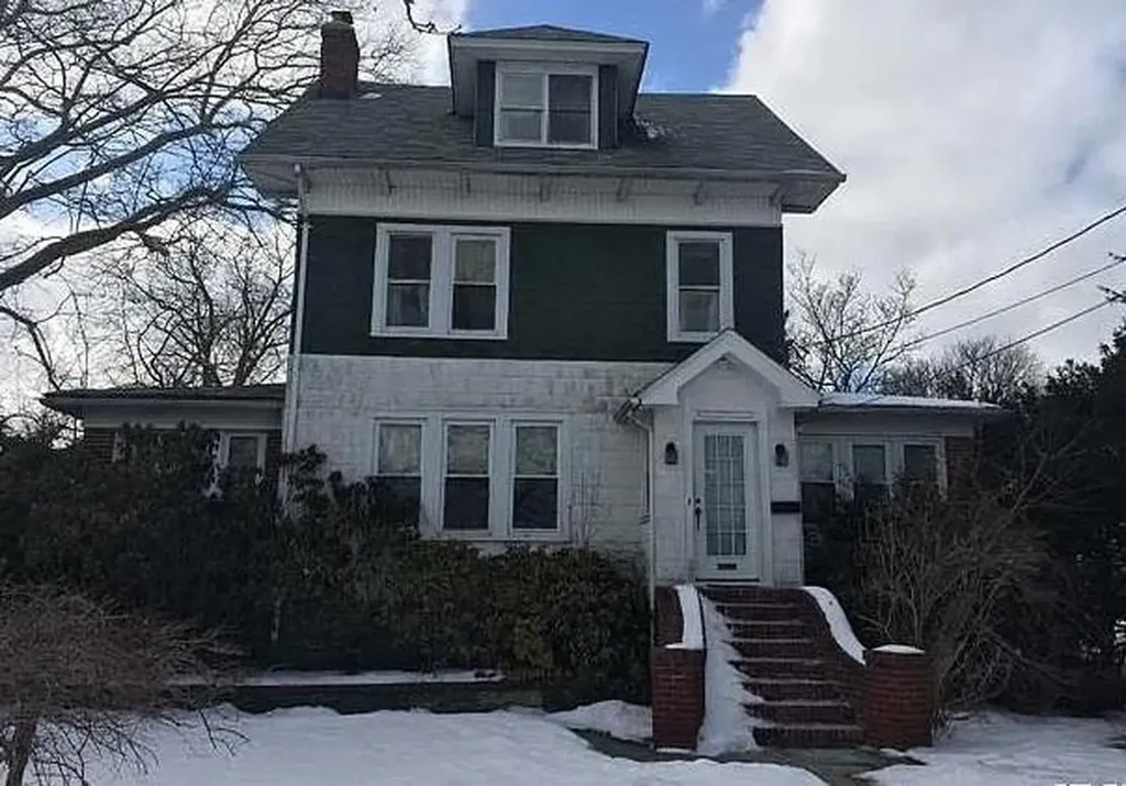 348 S Ocean Avenue Freeport NY 11520