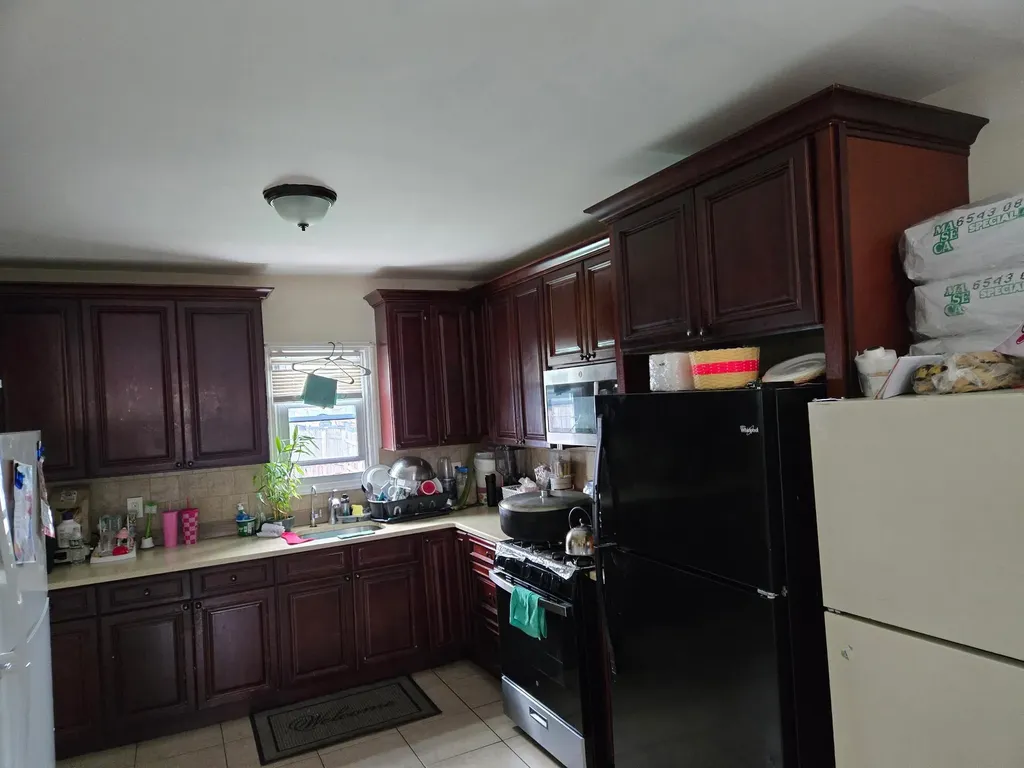 2 Liberty Court Hempstead NY 11550
