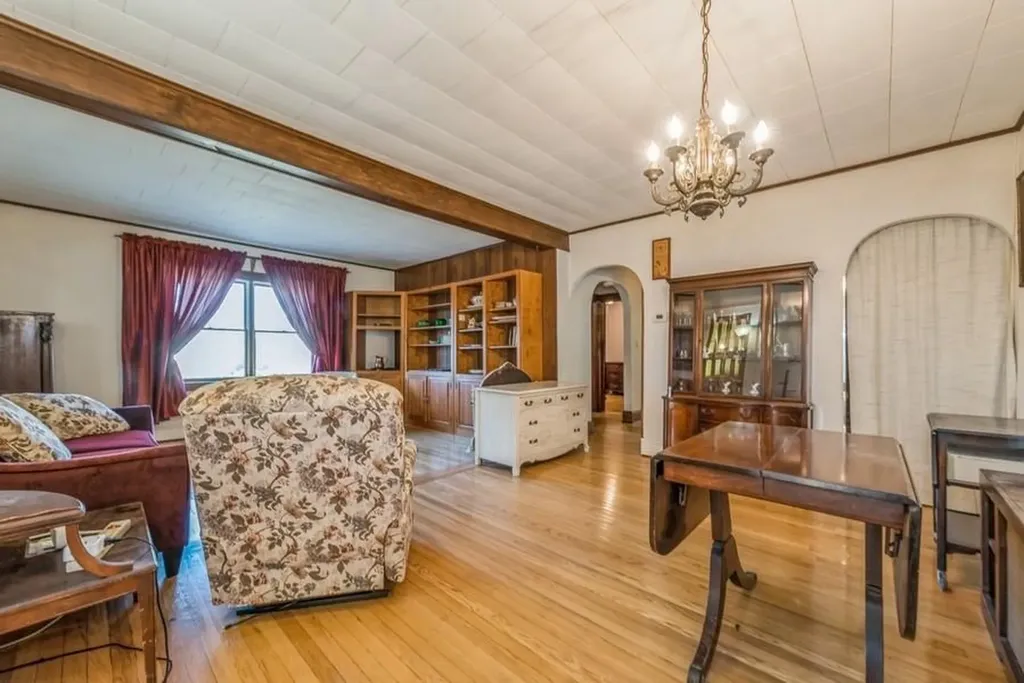 691 Arthur Street Baldwin NY 11510