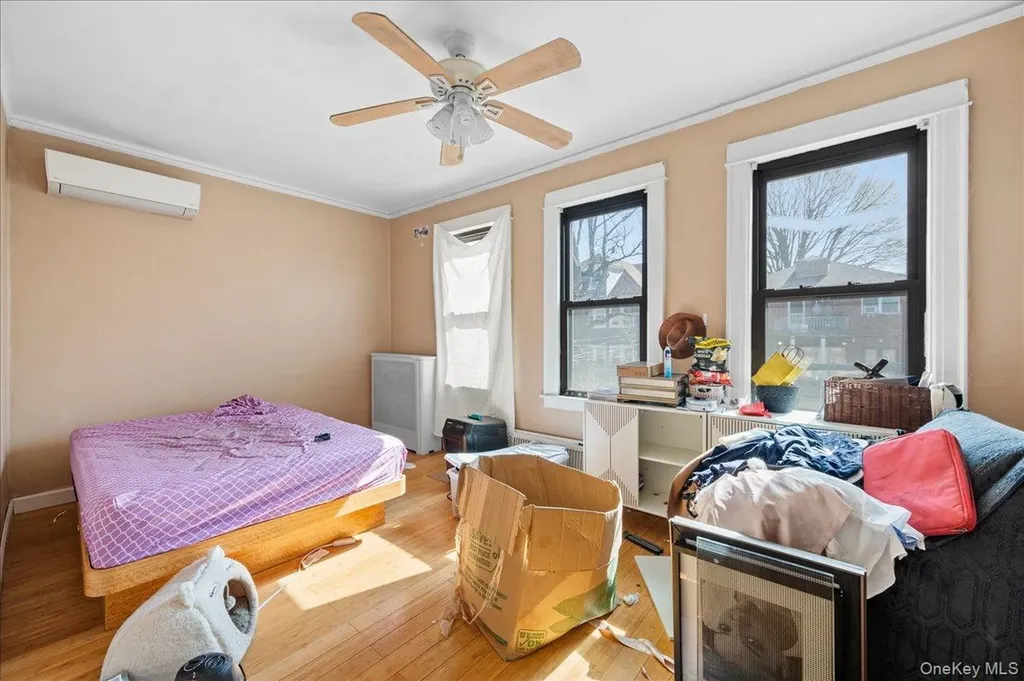 2871 E 194th Street Bronx NY 10461