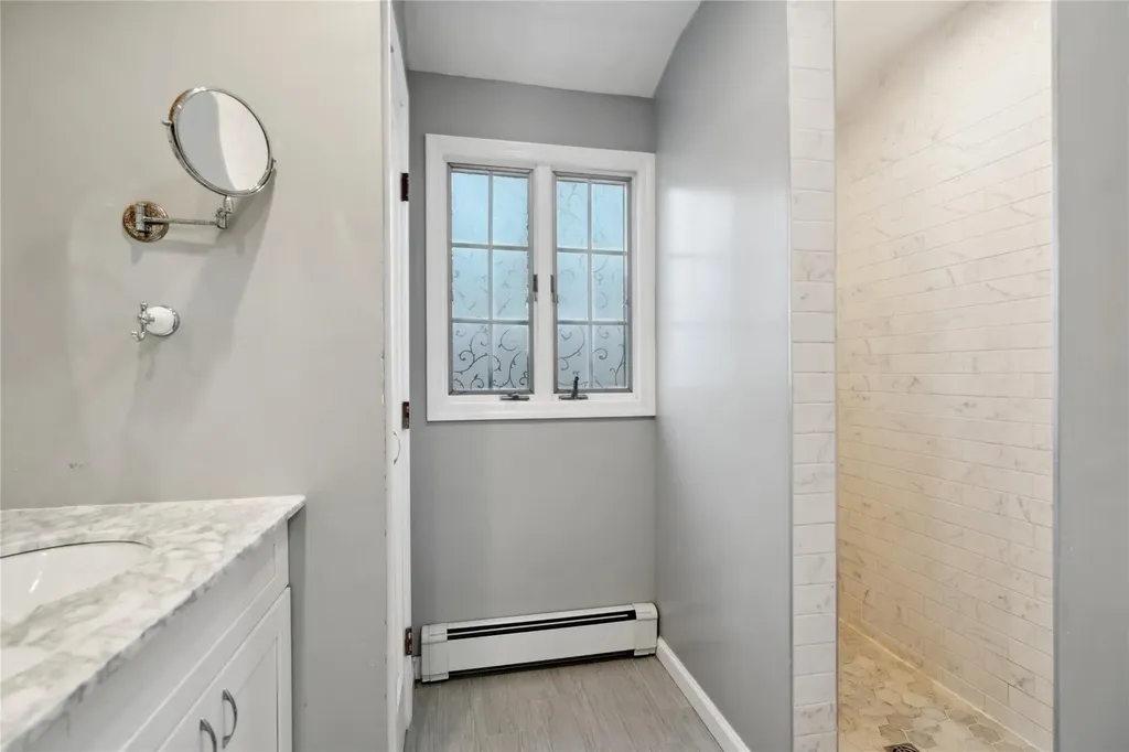 75 Moody Avenue Islip NY 11751
