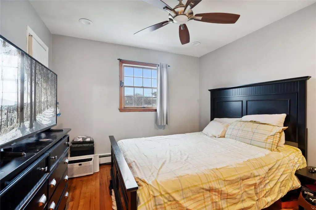 75 Moody Avenue Islip NY 11751