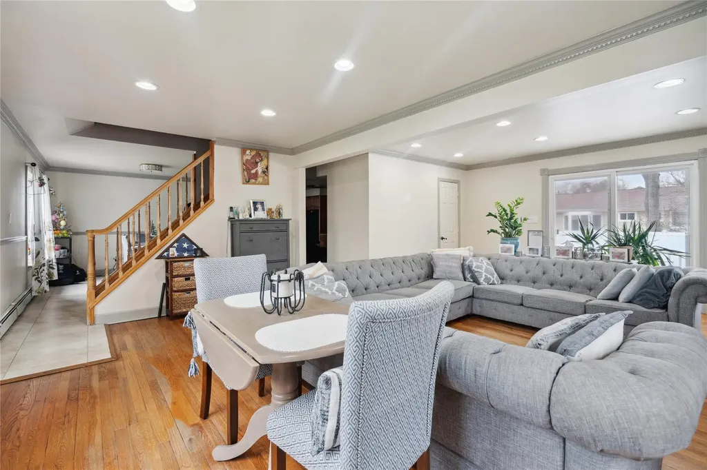 75 Moody Avenue Islip NY 11751
