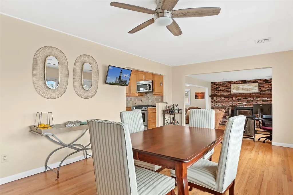 7 Baldwin Boulevard Bayville NY 11709