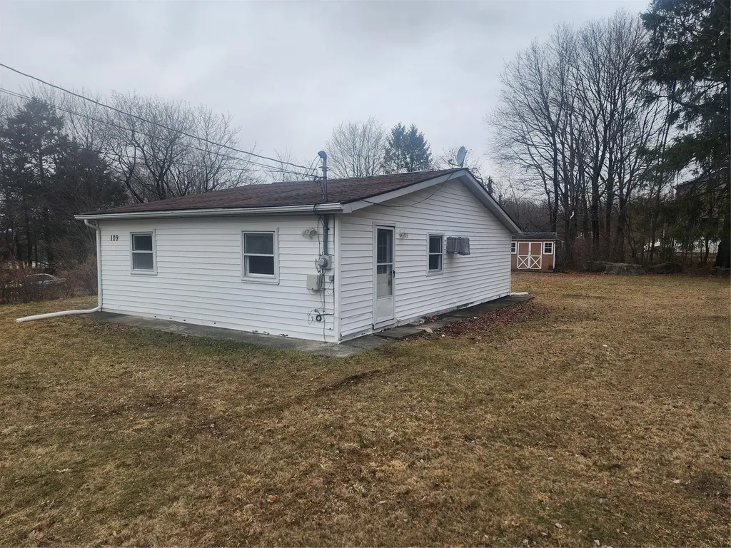 109 Sunrise Trail Wallkill NY 12589