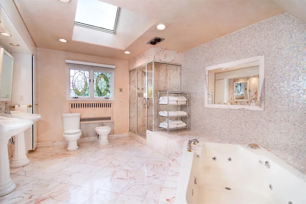 1028 Esplanade Pelham NY 10803