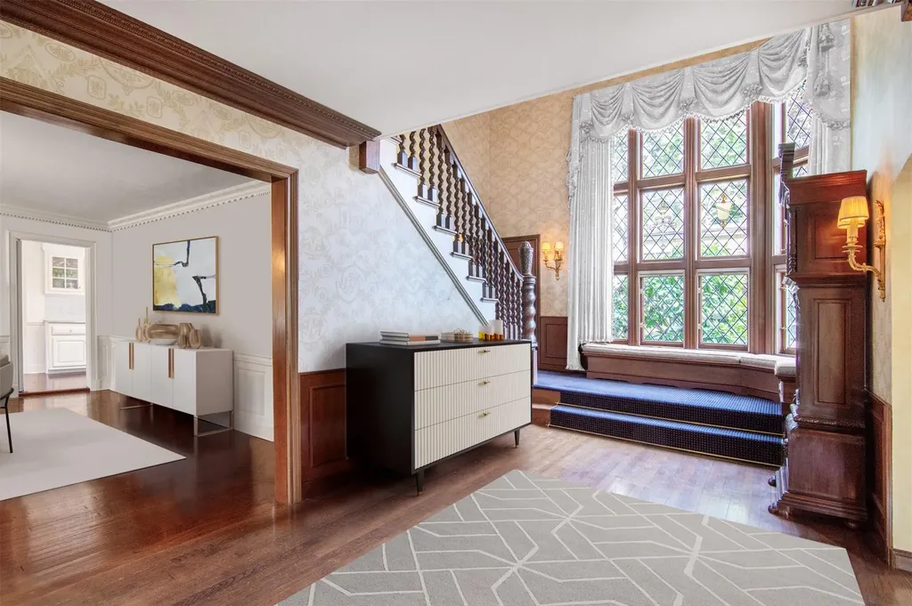 1028 Esplanade Pelham NY 10803