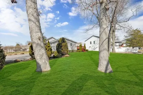 770 Pinelawn Copiague NY 11726