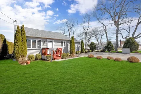 770 Pinelawn Copiague NY 11726