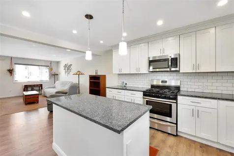 770 Pinelawn Copiague NY 11726