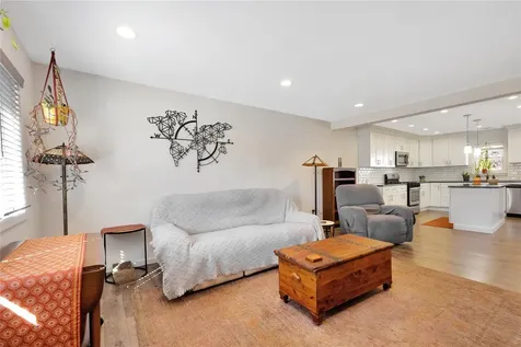 770 Pinelawn Copiague NY 11726