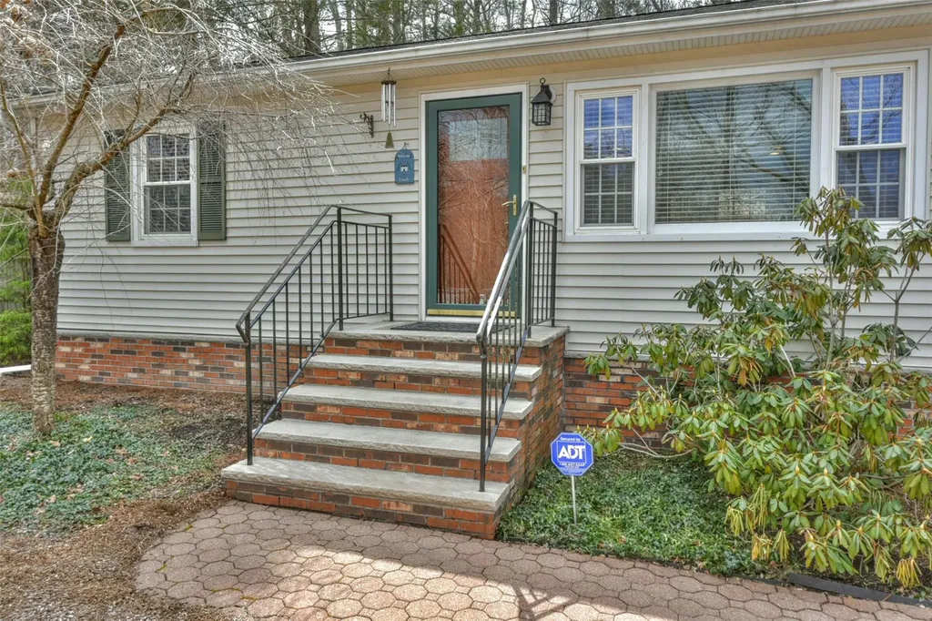 3 Stevens Lane Tuxedo Park NY 10987