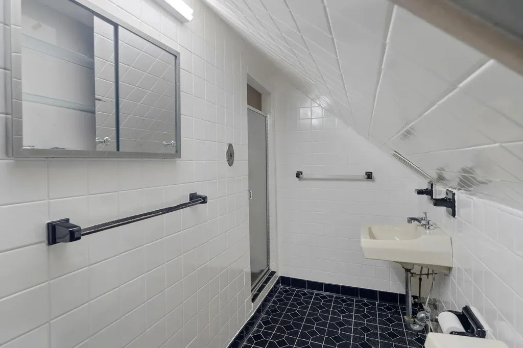 1430 Raleigh Road Mamaroneck NY 10543