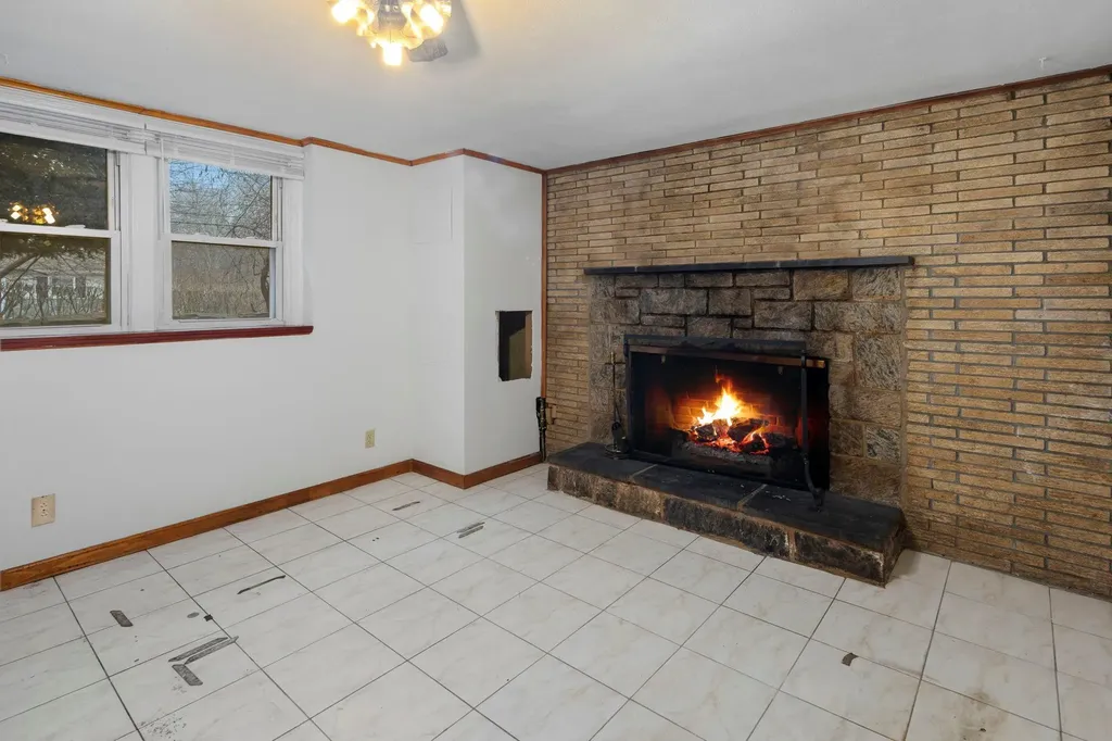 1430 Raleigh Road Mamaroneck NY 10543