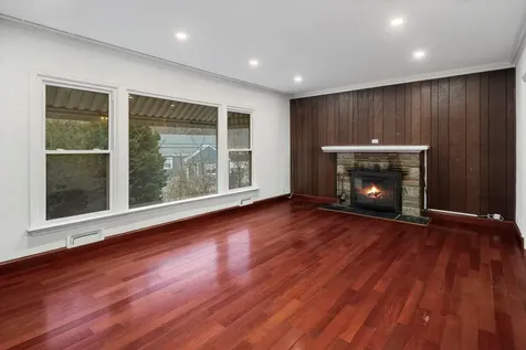 1430 Raleigh Road Mamaroneck NY 10543