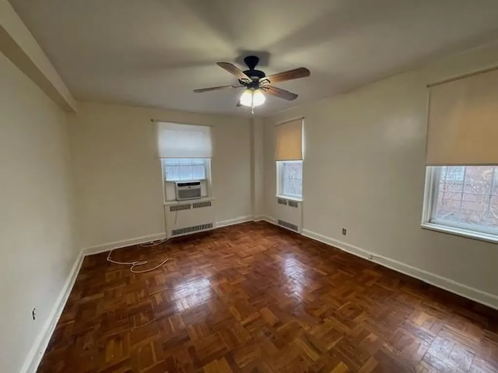 230 Central Avenue Lawrence NY 11559