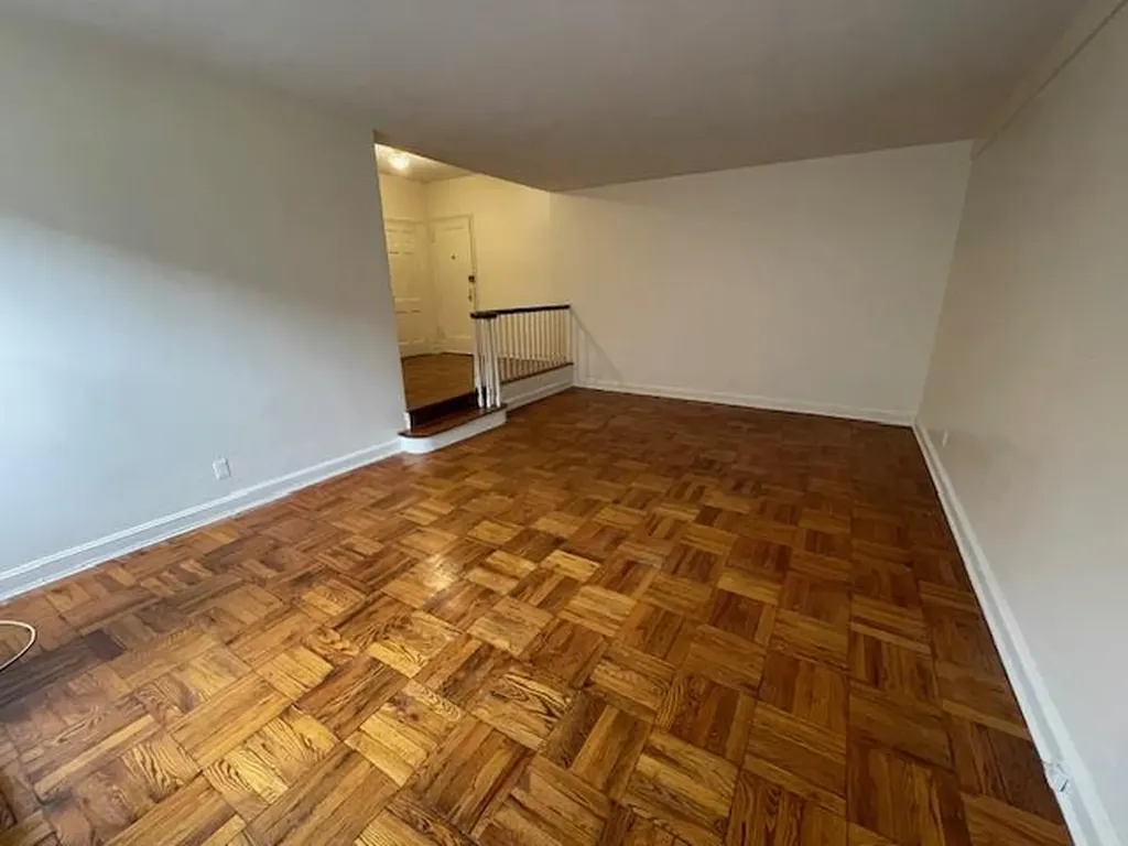 230 Central Avenue Lawrence NY 11559