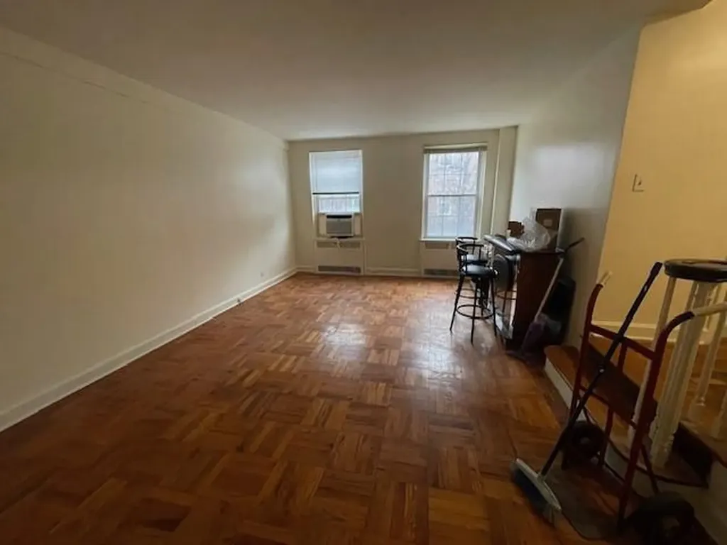 230 Central Avenue Lawrence NY 11559