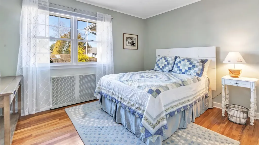 14 Maple Street Westhampton Beach NY 11978