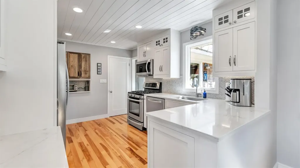 14 Maple Street Westhampton Beach NY 11978