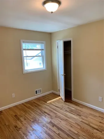 9 Juniper Amityville NY 11701