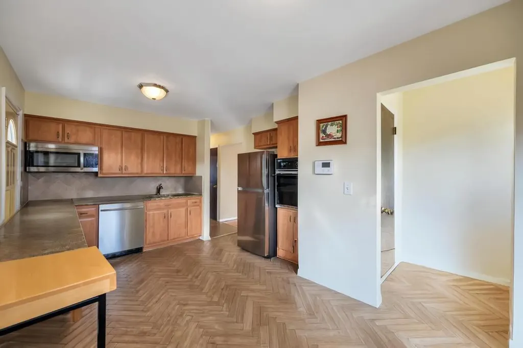 51 Martens Avenue Valley Stream NY 11580