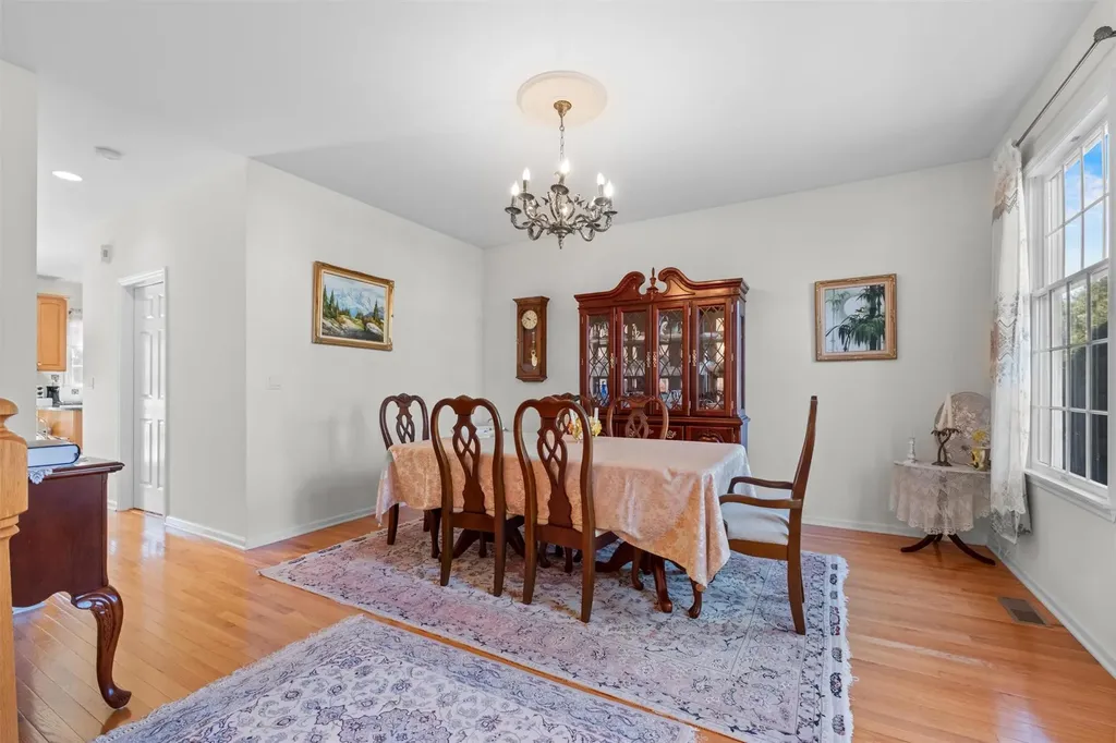 12 Loomis Drive Baldwin Place NY 10505