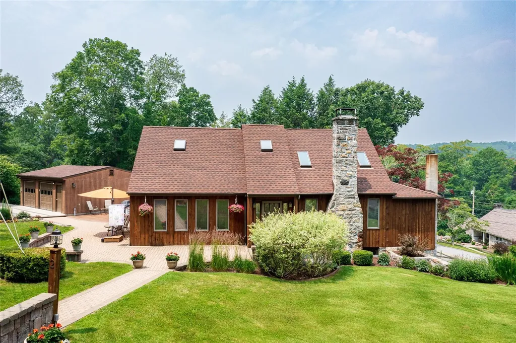 2 Overlook Way Purdys NY 10578