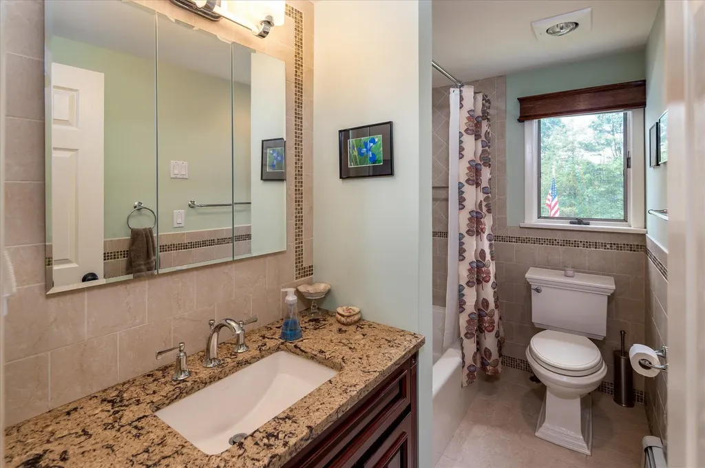 2 Overlook Way Purdys NY 10578