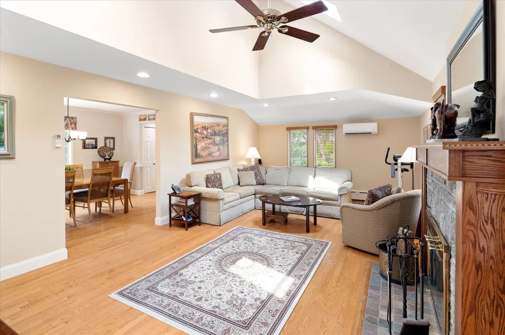 2 Overlook Way Purdys NY 10578