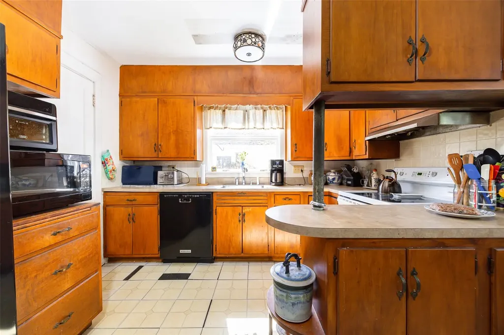 41 Forbus Street Poughkeepsie NY 12601