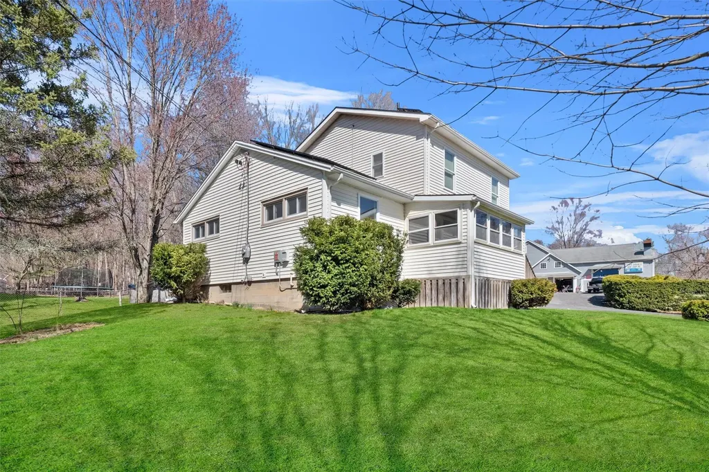3 East Road Wallkill NY 12589