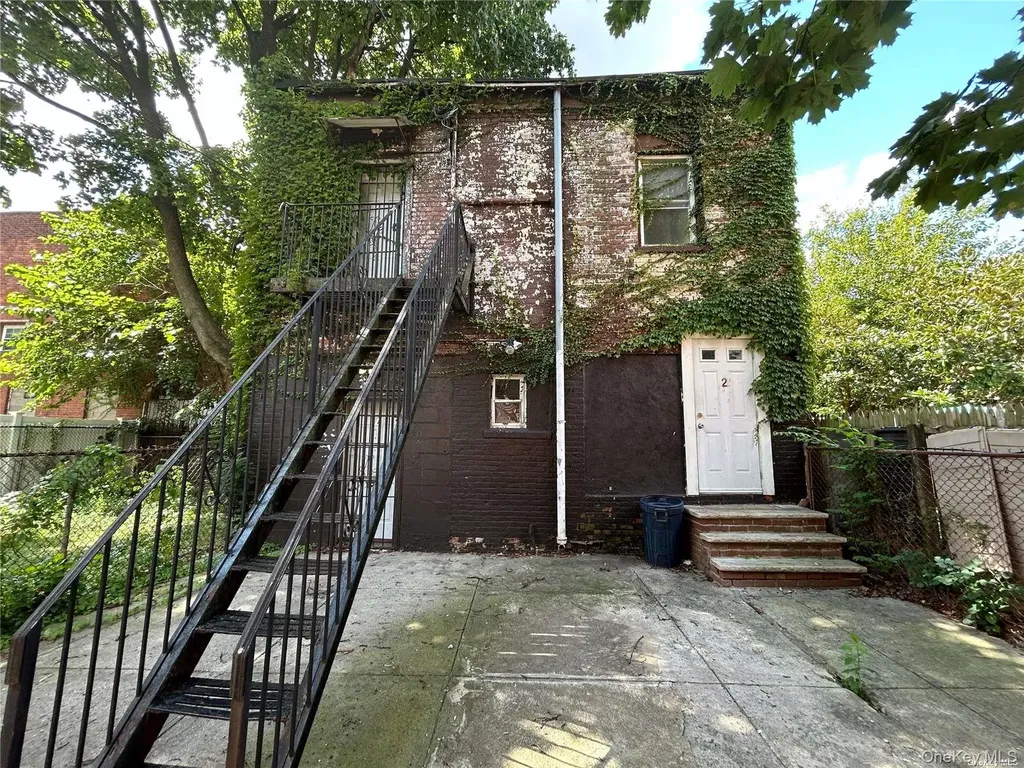 168 Miller Avenue Brooklyn NY 11207