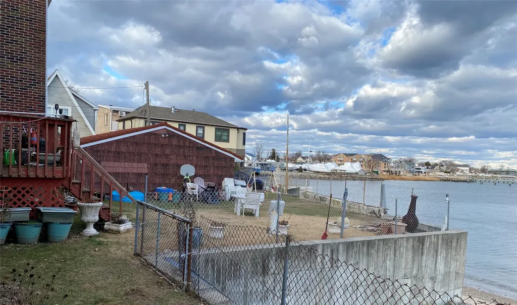 3095 Casler Place Bronx NY 10465
