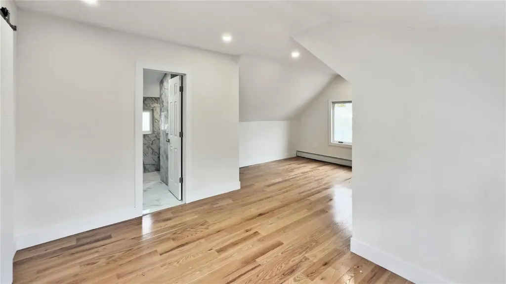 51 Hapsburg Place Hempstead NY 11550