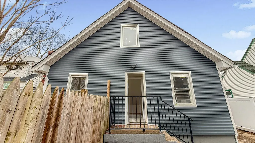 51 Hapsburg Place Hempstead NY 11550