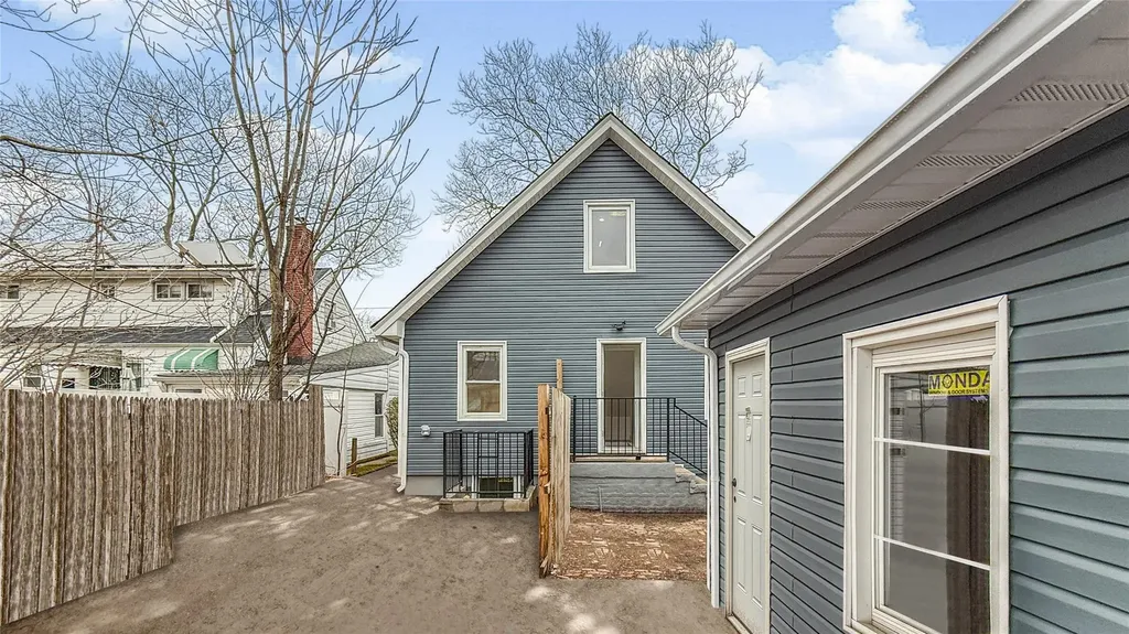 51 Hapsburg Place Hempstead NY 11550
