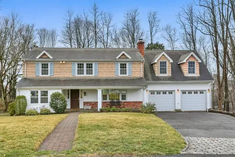 28 Curt Terrace Greenwich CT 06831