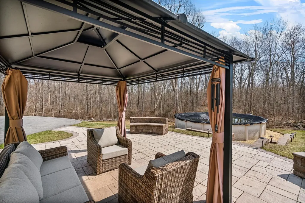 475 County Route 50 New Hampton NY 10958