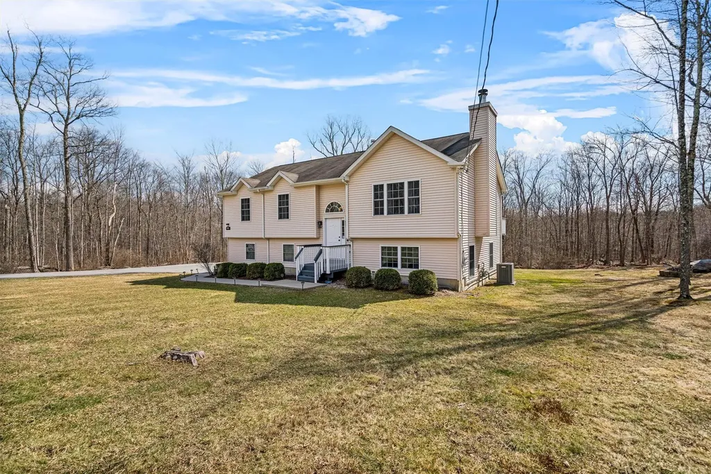 475 County Route 50 New Hampton NY 10958