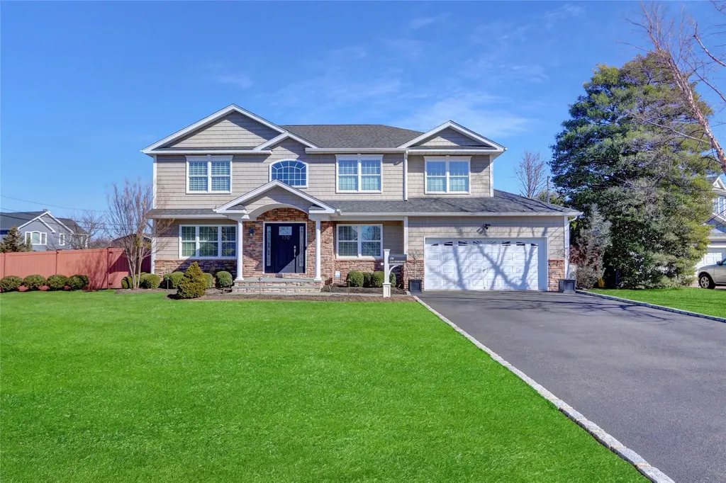 170 E Shore Drive Massapequa NY 11758