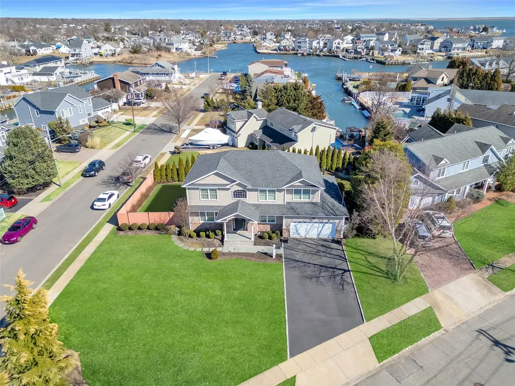 170 E Shore Drive Massapequa NY 11758
