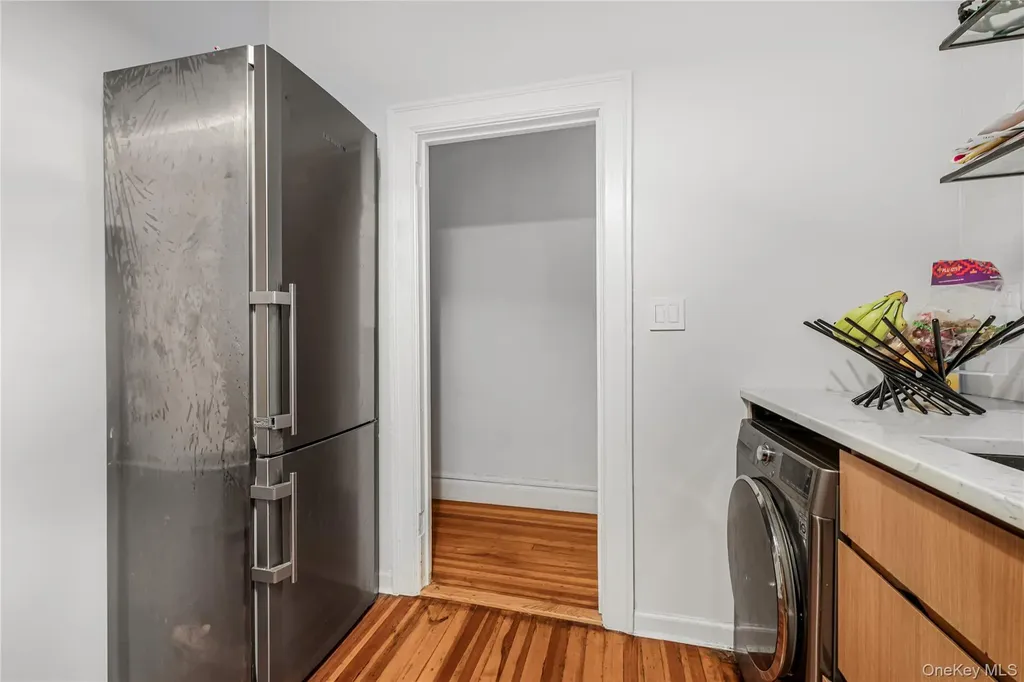3447 82nd Jackson Heights NY 11372