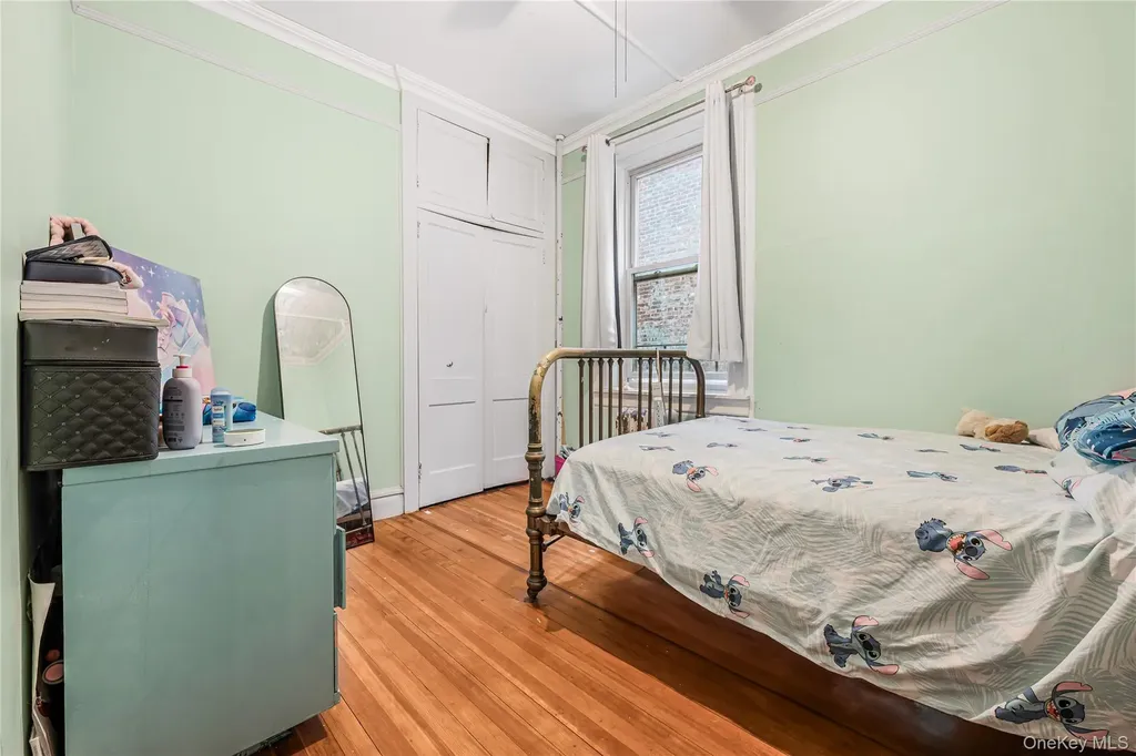 3447 82nd Jackson Heights NY 11372