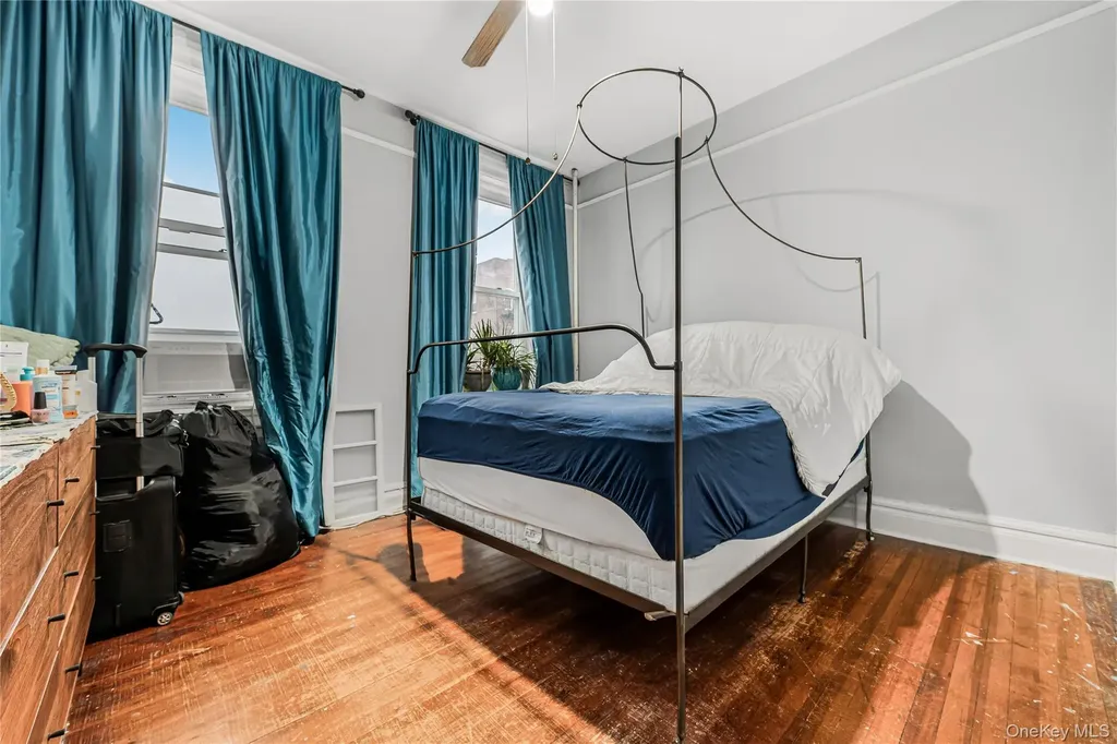 3447 82nd Jackson Heights NY 11372
