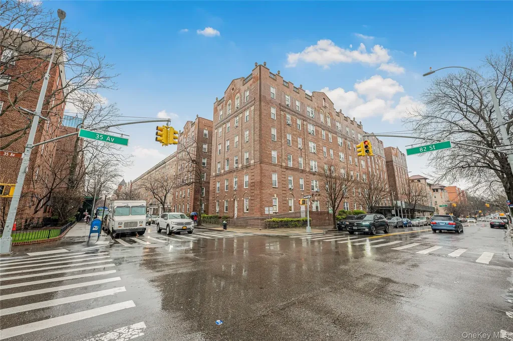 3447 82nd Jackson Heights NY 11372
