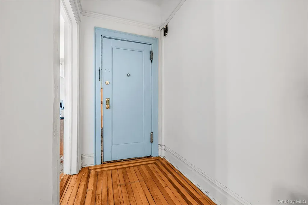 3447 82nd Jackson Heights NY 11372