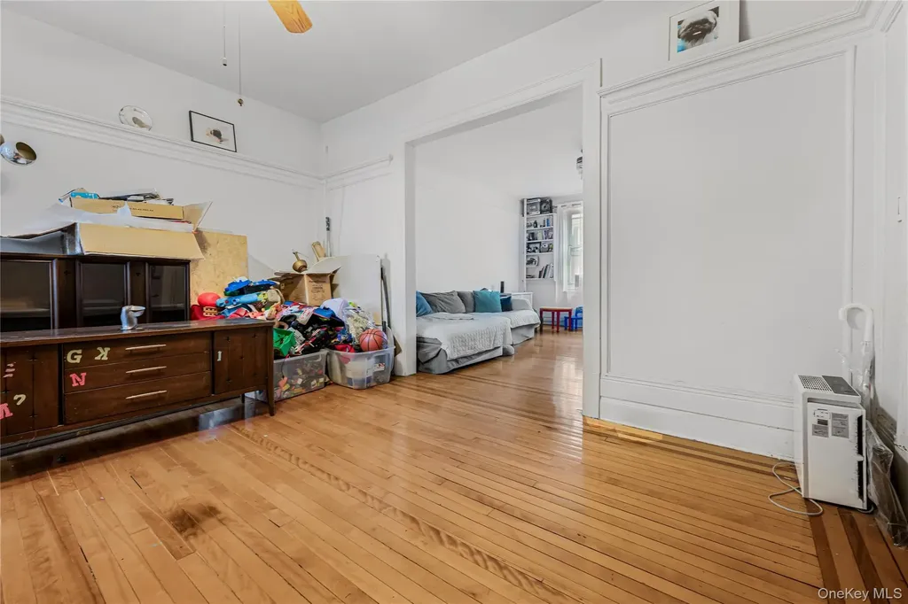 3447 82nd Jackson Heights NY 11372