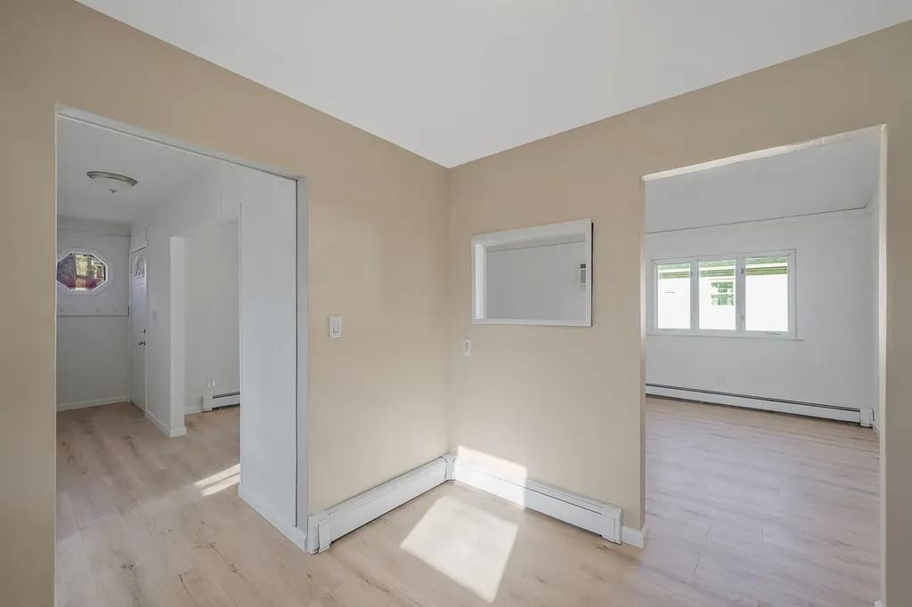 80 Meadowmere Avenue Mastic NY 11950