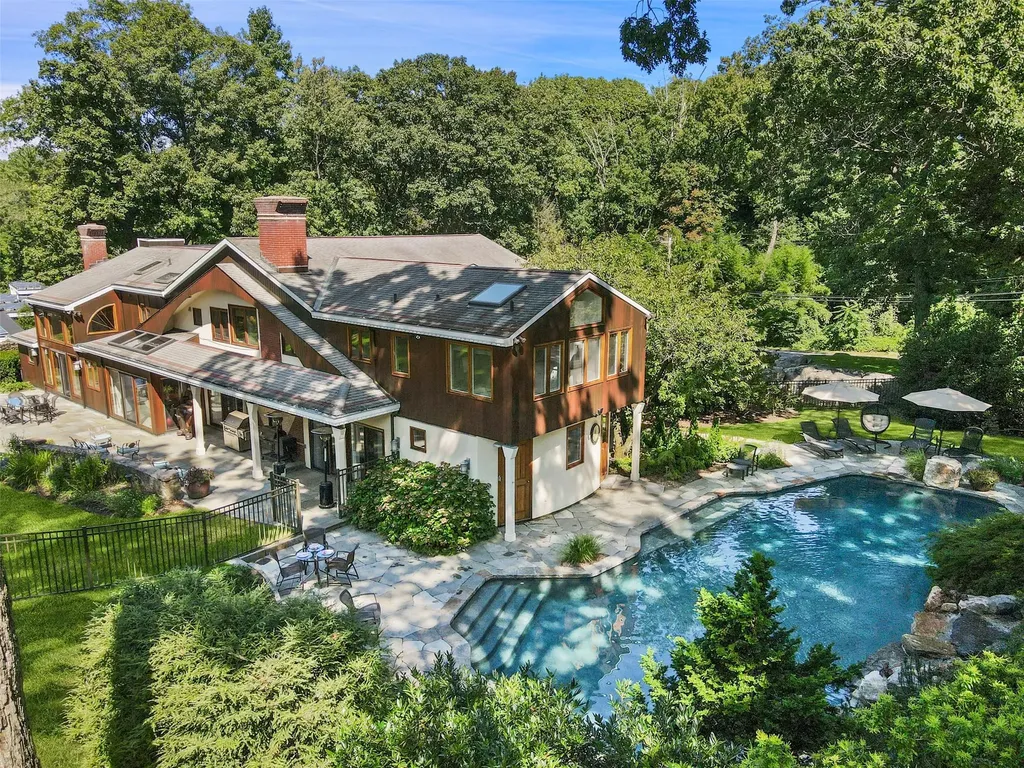 858 Fenimore Road Larchmont NY 10538